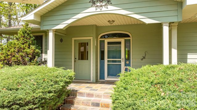 27 Magnolia Drive, Nebo, NC 28761