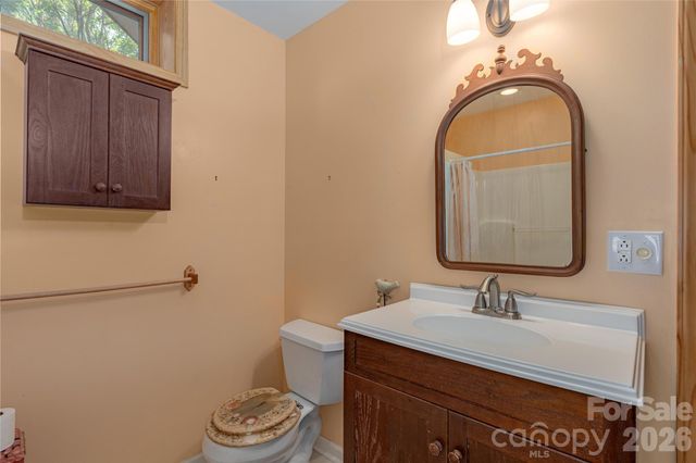 27 Magnolia Drive, Nebo, NC 28761
