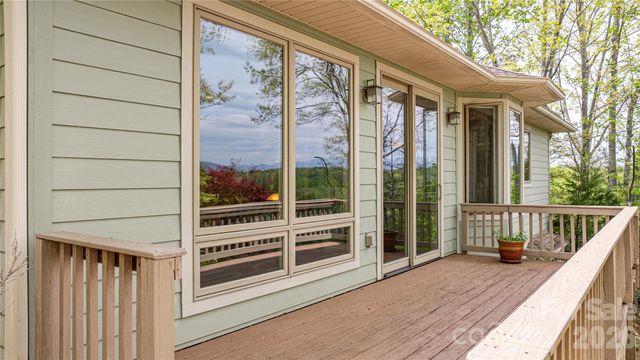 27 Magnolia Drive, Nebo, NC 28761