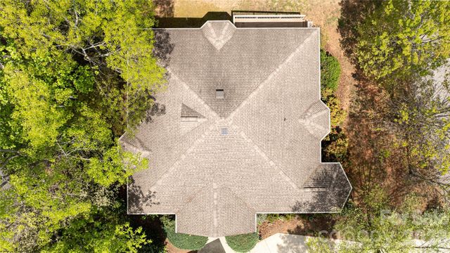 27 Magnolia Drive, Nebo, NC 28761