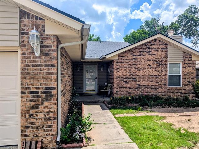 3512 Tiffany Drive, Moore, OK 73160