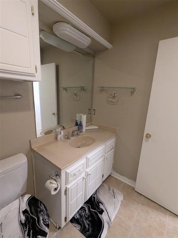 3512 Tiffany Drive, Moore, OK 73160