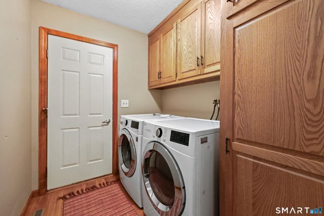 1325 Farmington Avenue 54, Bristol, CT 06010