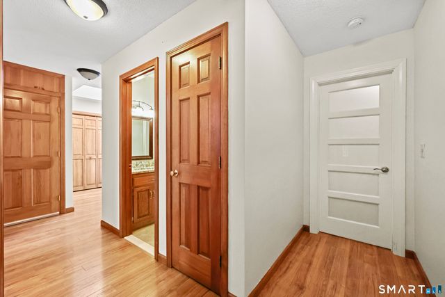 1325 Farmington Avenue 54, Bristol, CT 06010