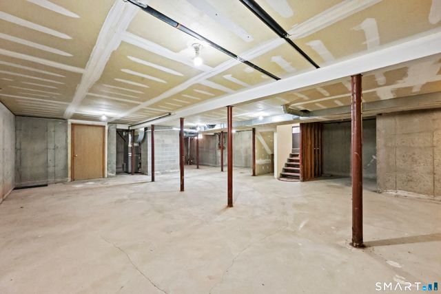 1325 Farmington Avenue 54, Bristol, CT 06010