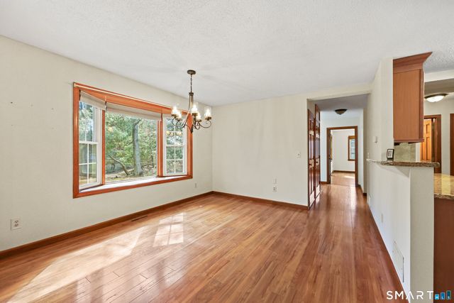 1325 Farmington Avenue 54, Bristol, CT 06010