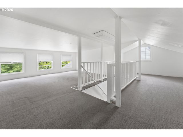 1305 SPRUCE St, Lake Oswego, OR 97034