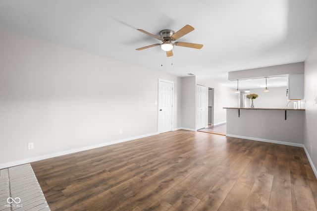 15841 E 265 N, Columbus, IN 47203