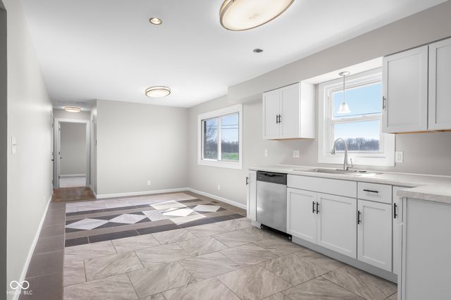 15841 E 265 N, Columbus, IN 47203