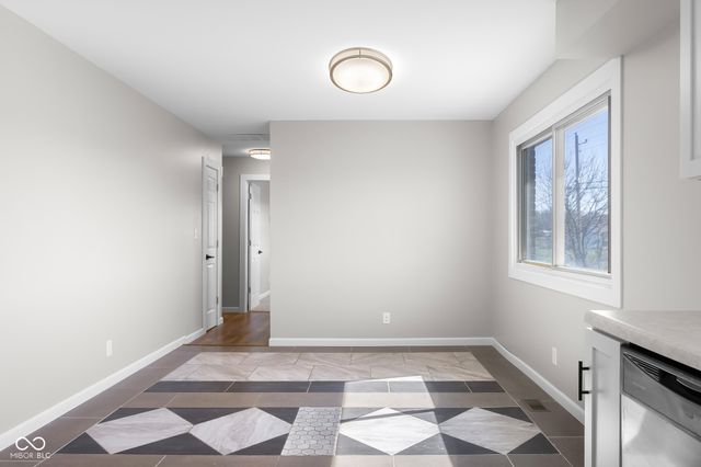 15841 E 265 N, Columbus, IN 47203