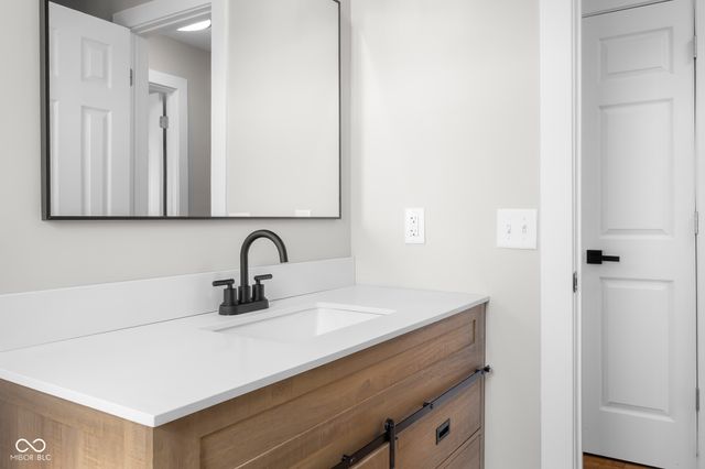 15841 E 265 N, Columbus, IN 47203