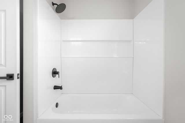 15841 E 265 N, Columbus, IN 47203