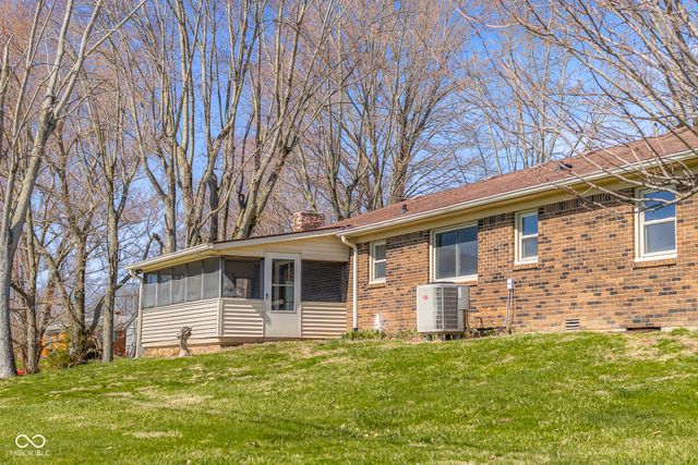 15841 E 265 N, Columbus, IN 47203