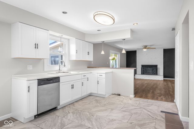 15841 E 265 N, Columbus, IN 47203