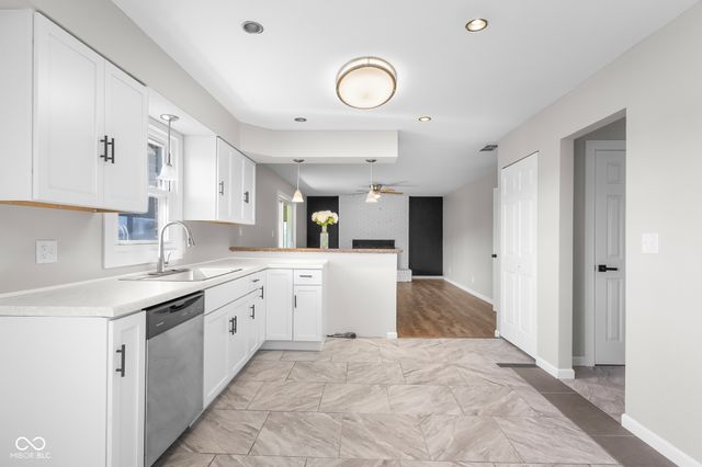 15841 E 265 N, Columbus, IN 47203