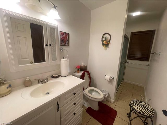 6902 Greenland Avenue, Julian, NC 27283