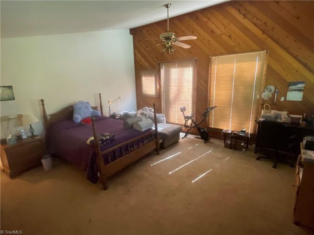 6902 Greenland Avenue, Julian, NC 27283