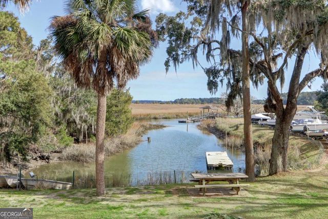 2724 Livingston Avenue, Savannah, GA 31406