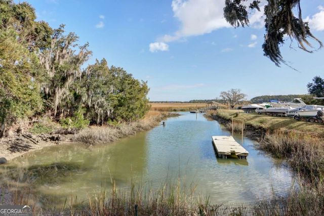 2724 Livingston Avenue, Savannah, GA 31406