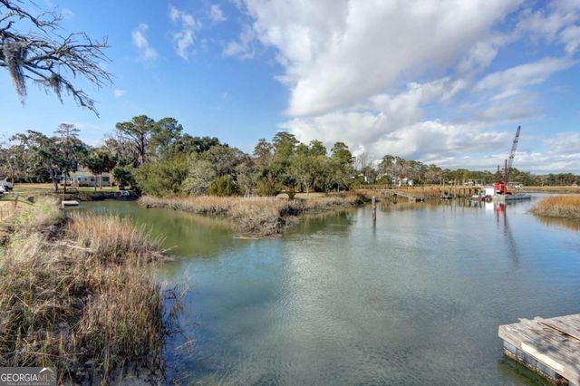 2724 Livingston Avenue, Savannah, GA 31406