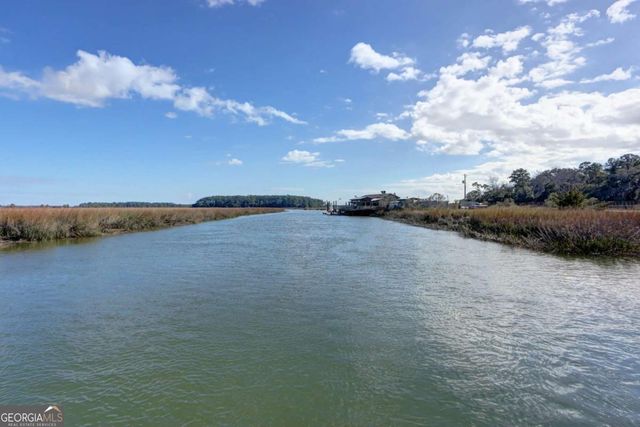 2724 Livingston Avenue, Savannah, GA 31406