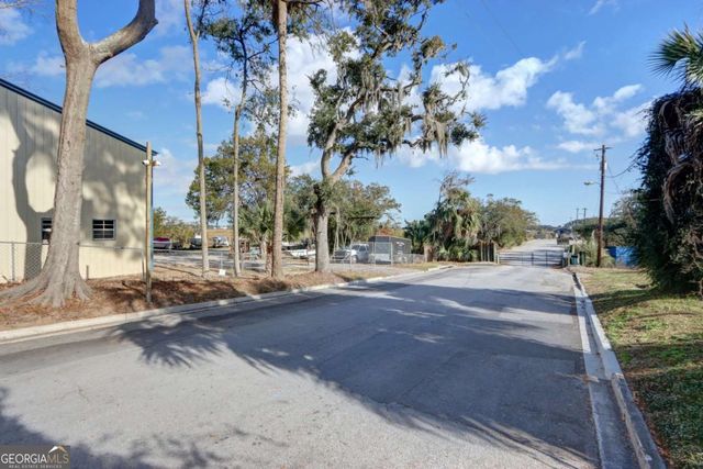 2724 Livingston Avenue, Savannah, GA 31406