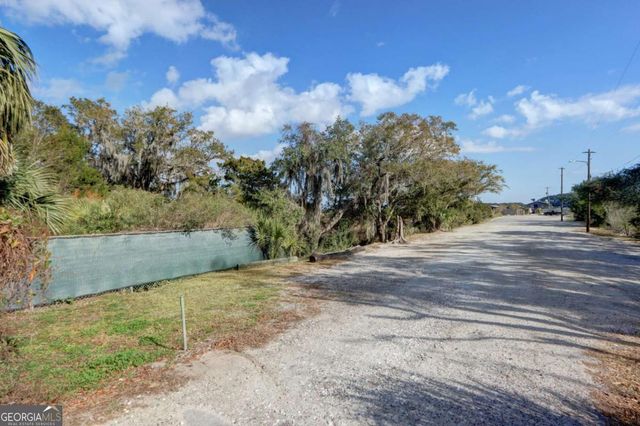 2724 Livingston Avenue, Savannah, GA 31406