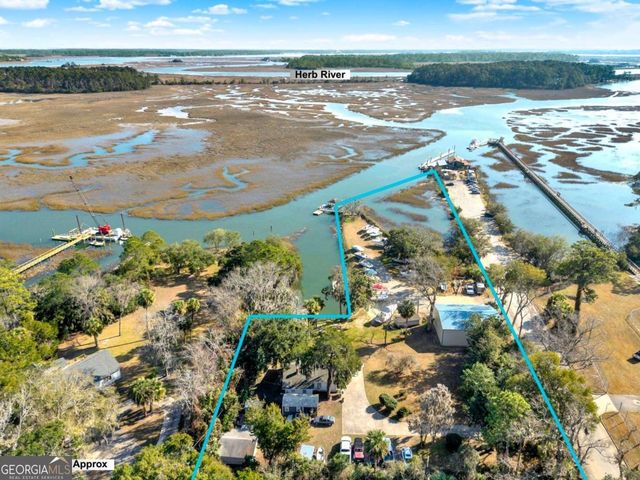 2724 Livingston Avenue, Savannah, GA 31406