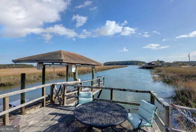 2724 Livingston Avenue, Savannah, GA 31406