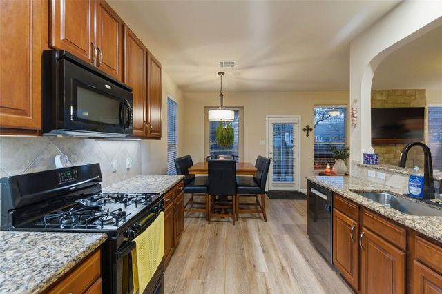 1816 O'Callahan DR, Austin, TX 78748