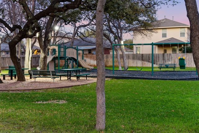 1816 O'Callahan DR, Austin, TX 78748