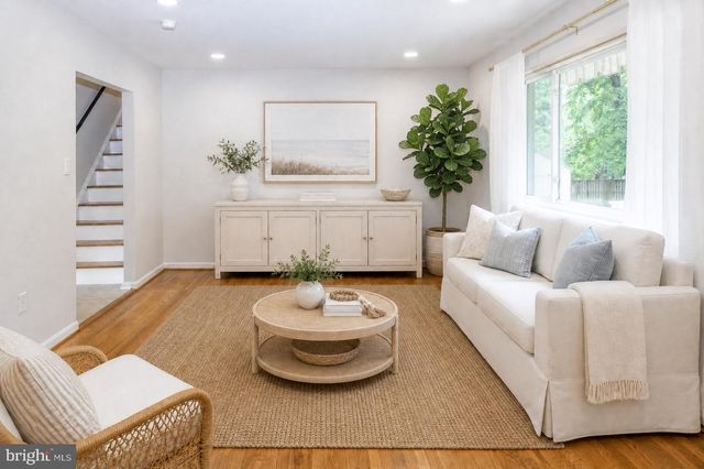 3803 STONEYBROOKE CT, Alexandria, VA 22306