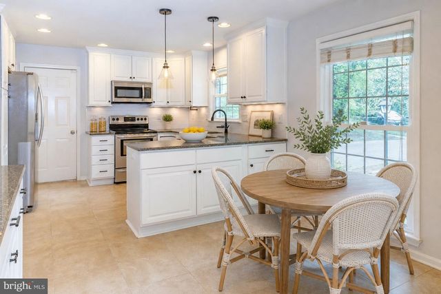 3803 STONEYBROOKE CT, Alexandria, VA 22306