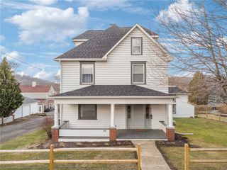 42 Highland Ave, Burgettstown Boro, PA 15021