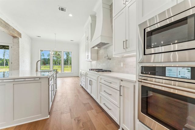 9085 Hillon Hood Rd, Denham Springs, LA 70726