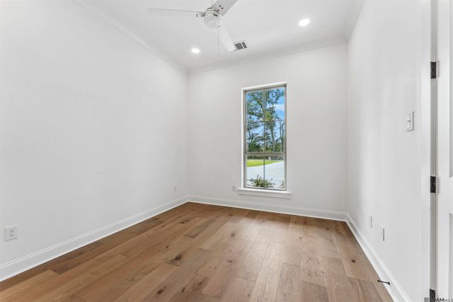 9085 Hillon Hood Rd, Denham Springs, LA 70726