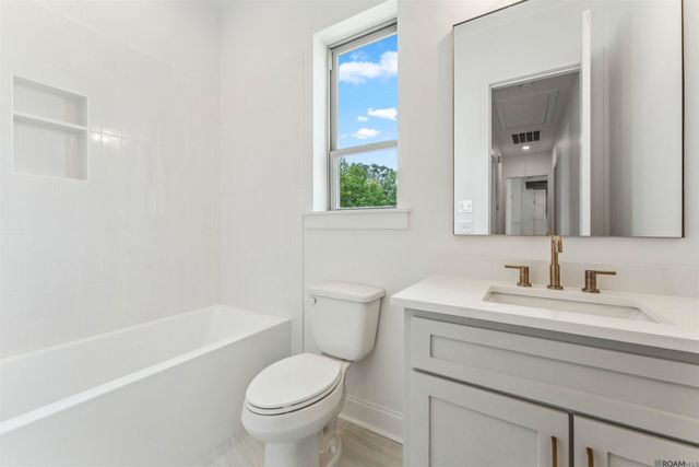 9085 Hillon Hood Rd, Denham Springs, LA 70726