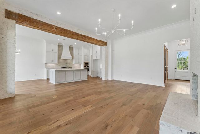 9085 Hillon Hood Rd, Denham Springs, LA 70726