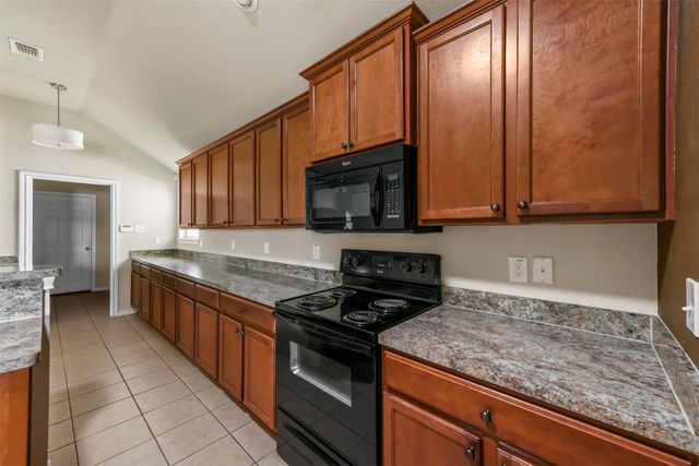 5533 Grenada Drive, Fort Worth, TX 76119