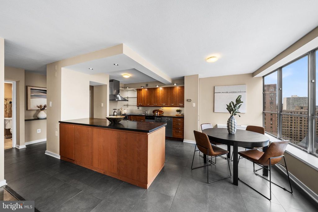 224-230 W RITTENHOUSE SQ #2116, PHILADELPHIA, PA 19103 — photo 5