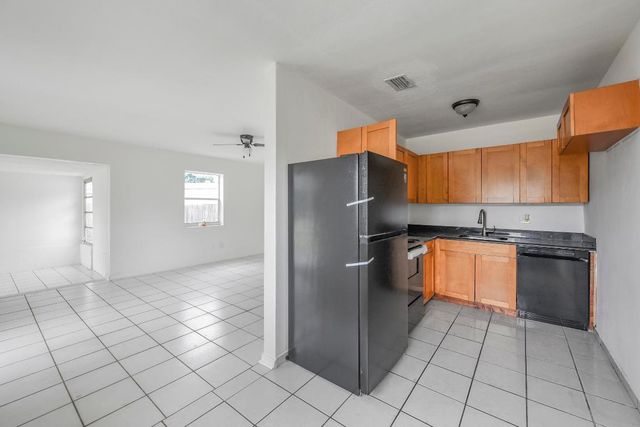 1560 NE 43rd Street, Pompano Beach, FL 33064
