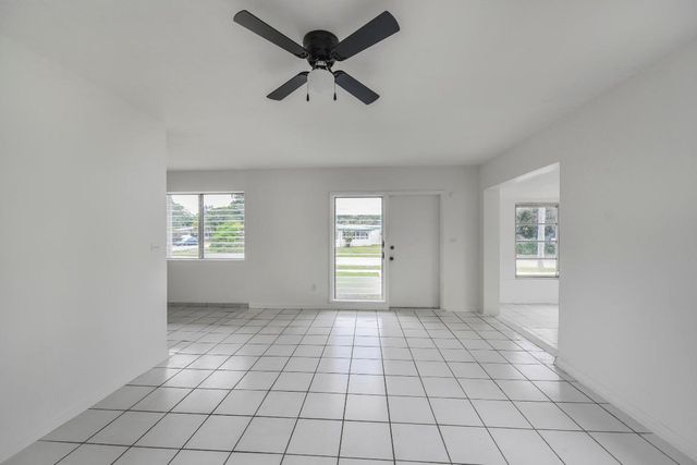 1560 NE 43rd Street, Pompano Beach, FL 33064