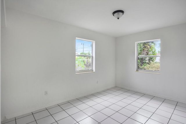 1560 NE 43rd Street, Pompano Beach, FL 33064