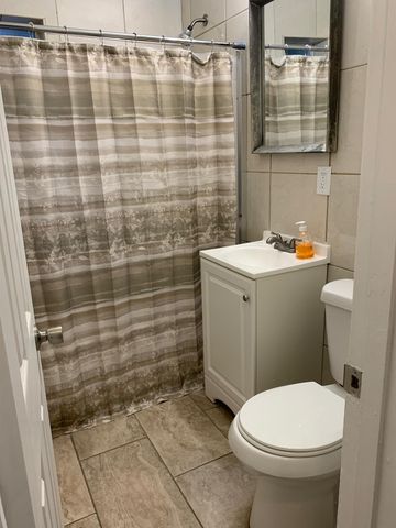 1560 NE 43rd Street, Pompano Beach, FL 33064