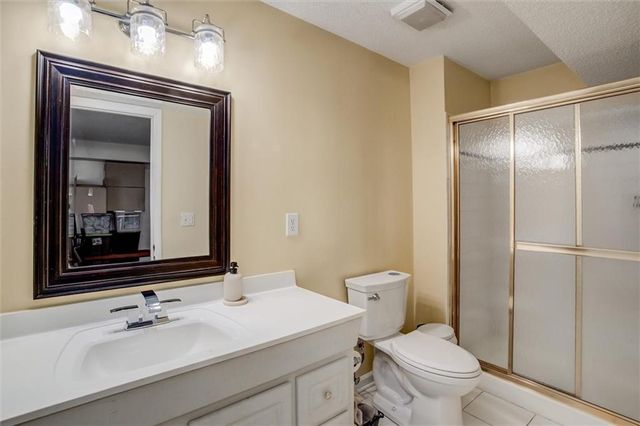 1309 NE 95th Terrace, Kansas City, MO 64155