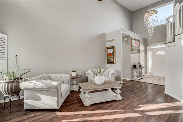 1309 NE 95th Terrace, Kansas City, MO 64155