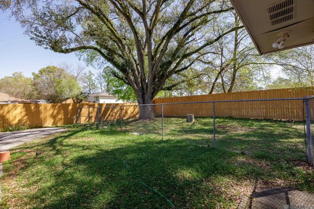 1891 Erlanger Dr, Baton Rouge, LA 70816