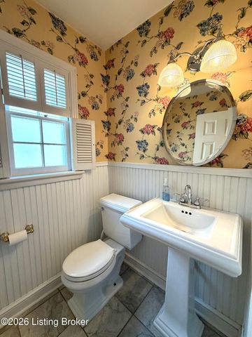 4009 Saint Germaine Ct, Norbourne Estates, KY 40207