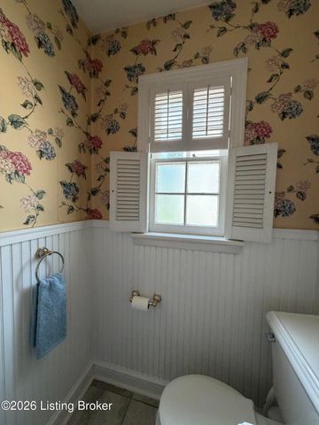 4009 Saint Germaine Ct, Norbourne Estates, KY 40207
