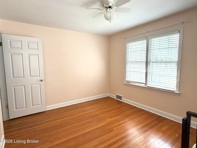 4009 Saint Germaine Ct, Norbourne Estates, KY 40207